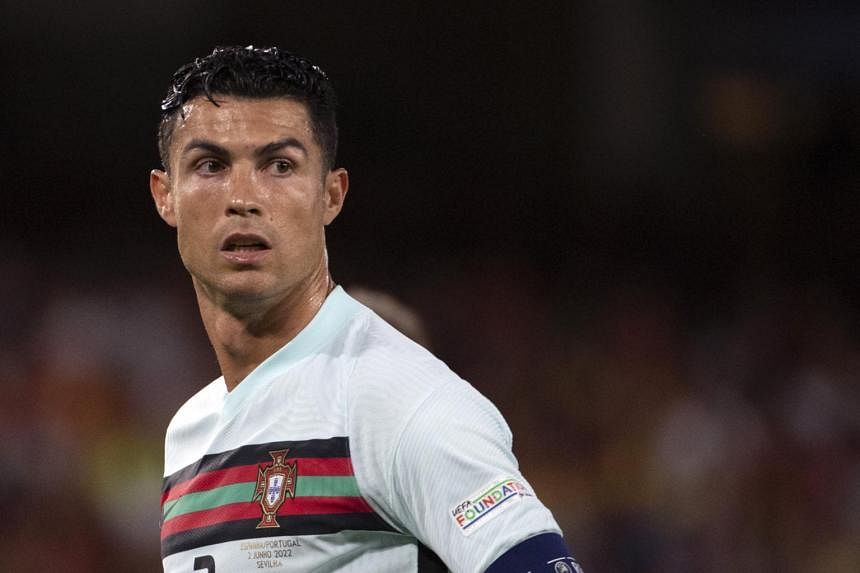 Sepak bola: Ronaldo dihilangkan dari starting XI karena alasan taktis, kata pelatih Portugal Santos